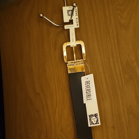 Anne Klein Accessories - Anne Klein Dual-Tone Black and Gold Belt